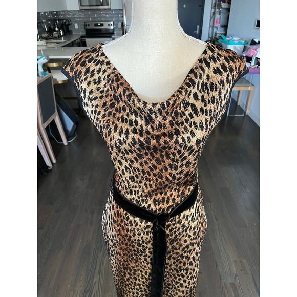 St. John Collection Leopard Animal Print Belted Dress Size 6 Made in USA $1295 - Picture 12 of 15